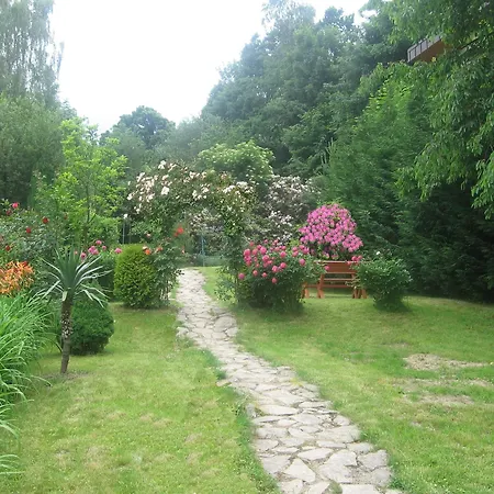 Jasmin Πανσιόν Λίμπερεκ