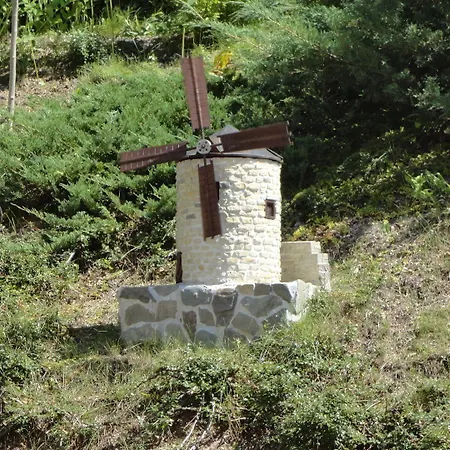 Jasmin Πανσιόν